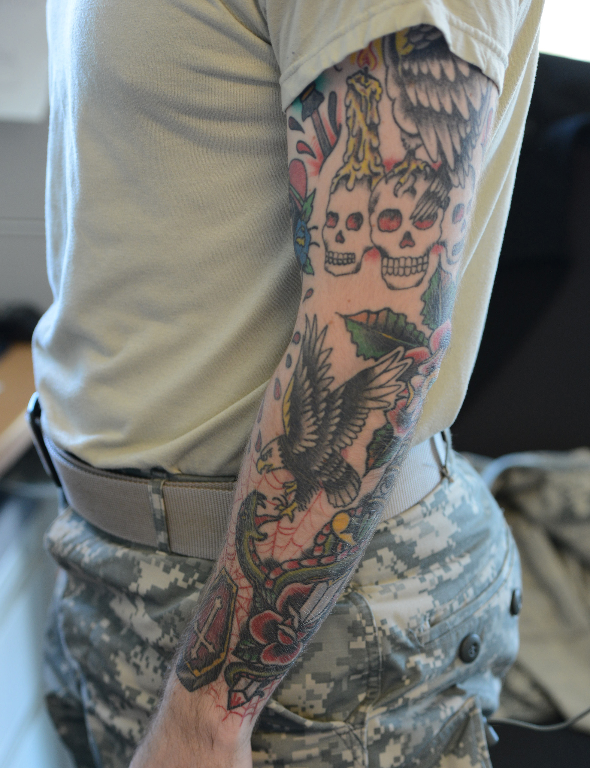 Army Tightens Personal Appearance Tattoo Policy Article The pertaining to proportions 1965 X 2555