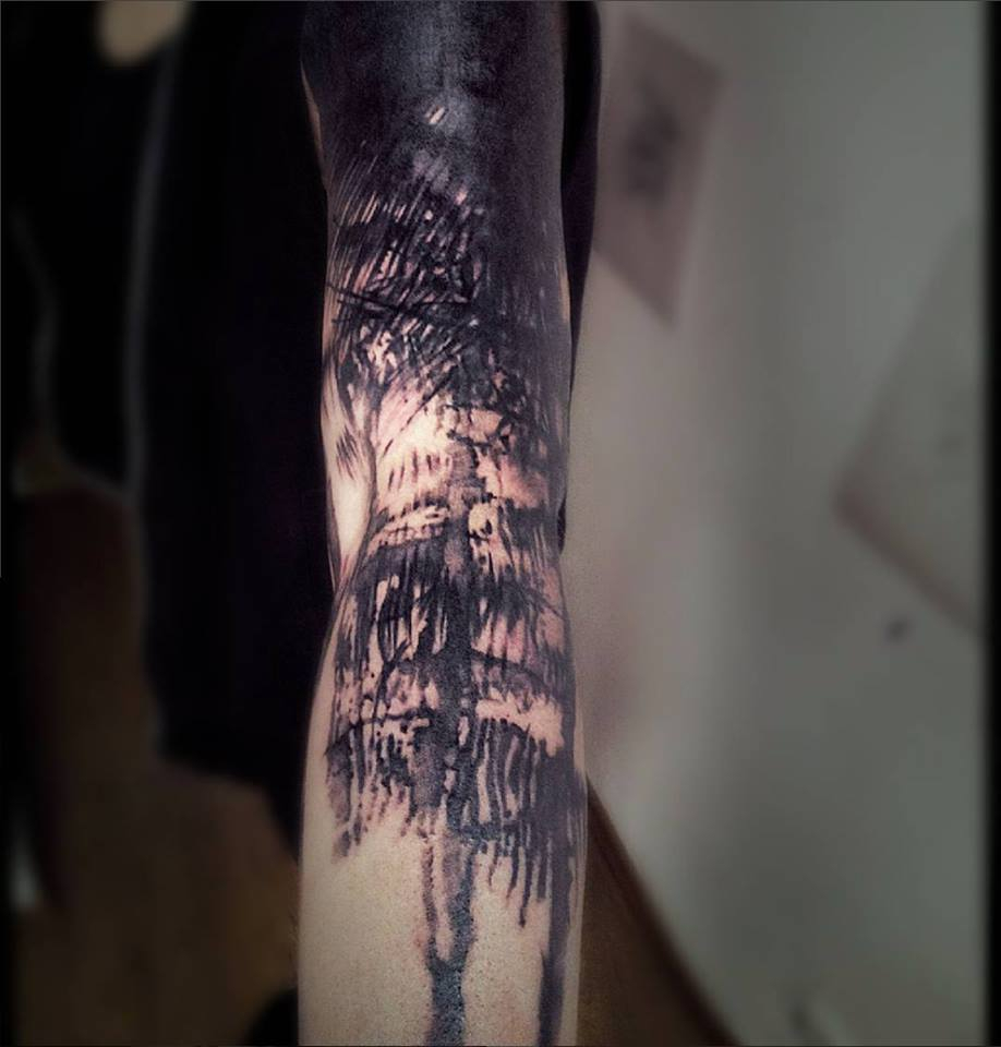 Black Ink Abstract Tree Tattoo On Left Full Sleeve for measurements 918 X 960