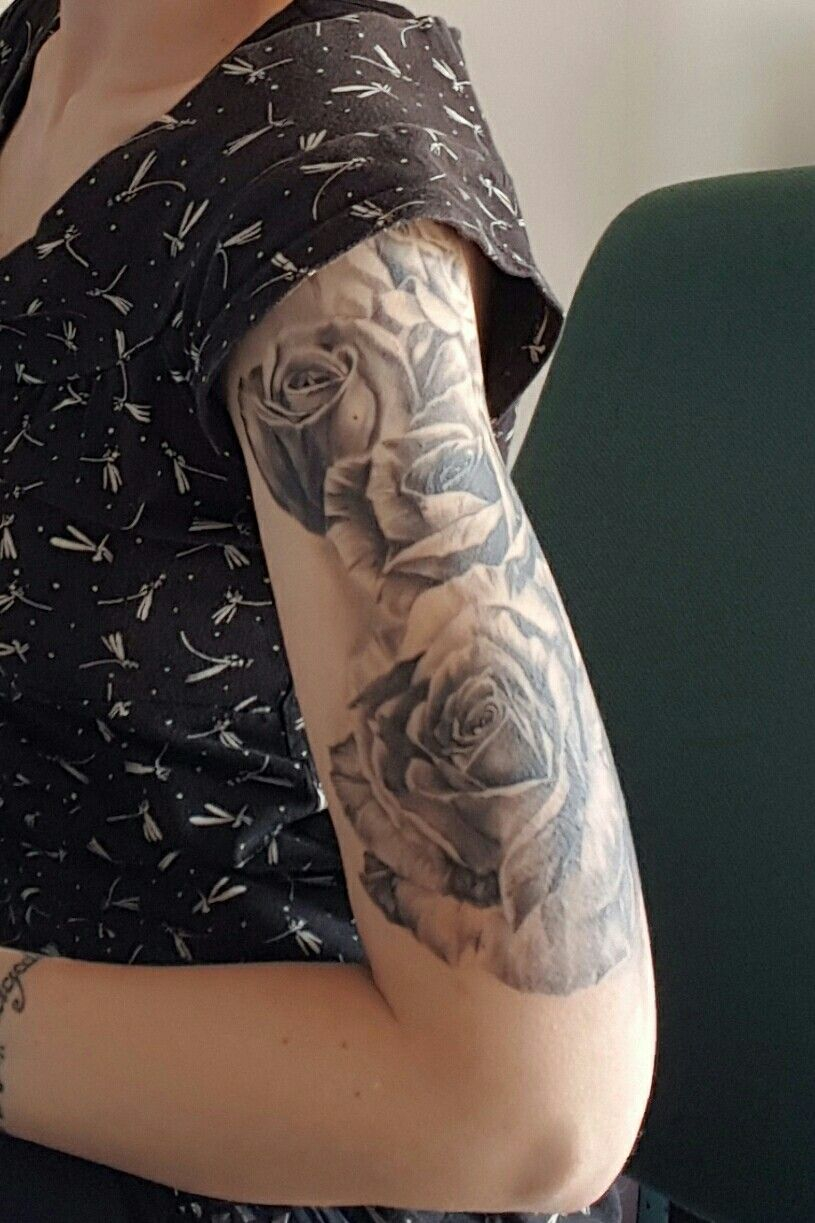 Great Soft Roses Half Sleeve Tattoo Black Grey White Roses On Upper regarding measurements 815 X 1223