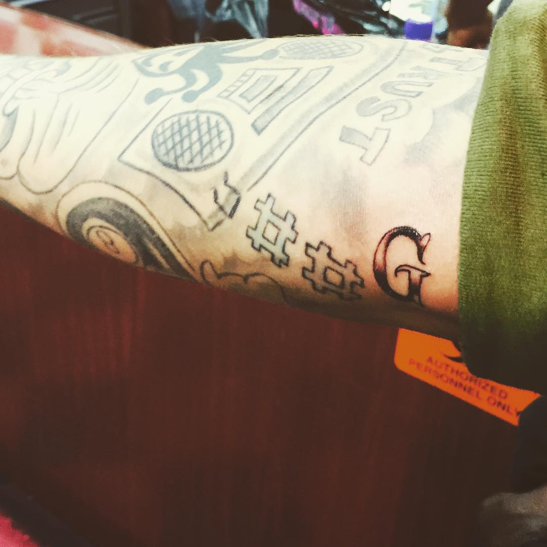 Justin Bieber Gets G Arm Tattoo For Ba Georgia Popstartats regarding size 1080 X 1080