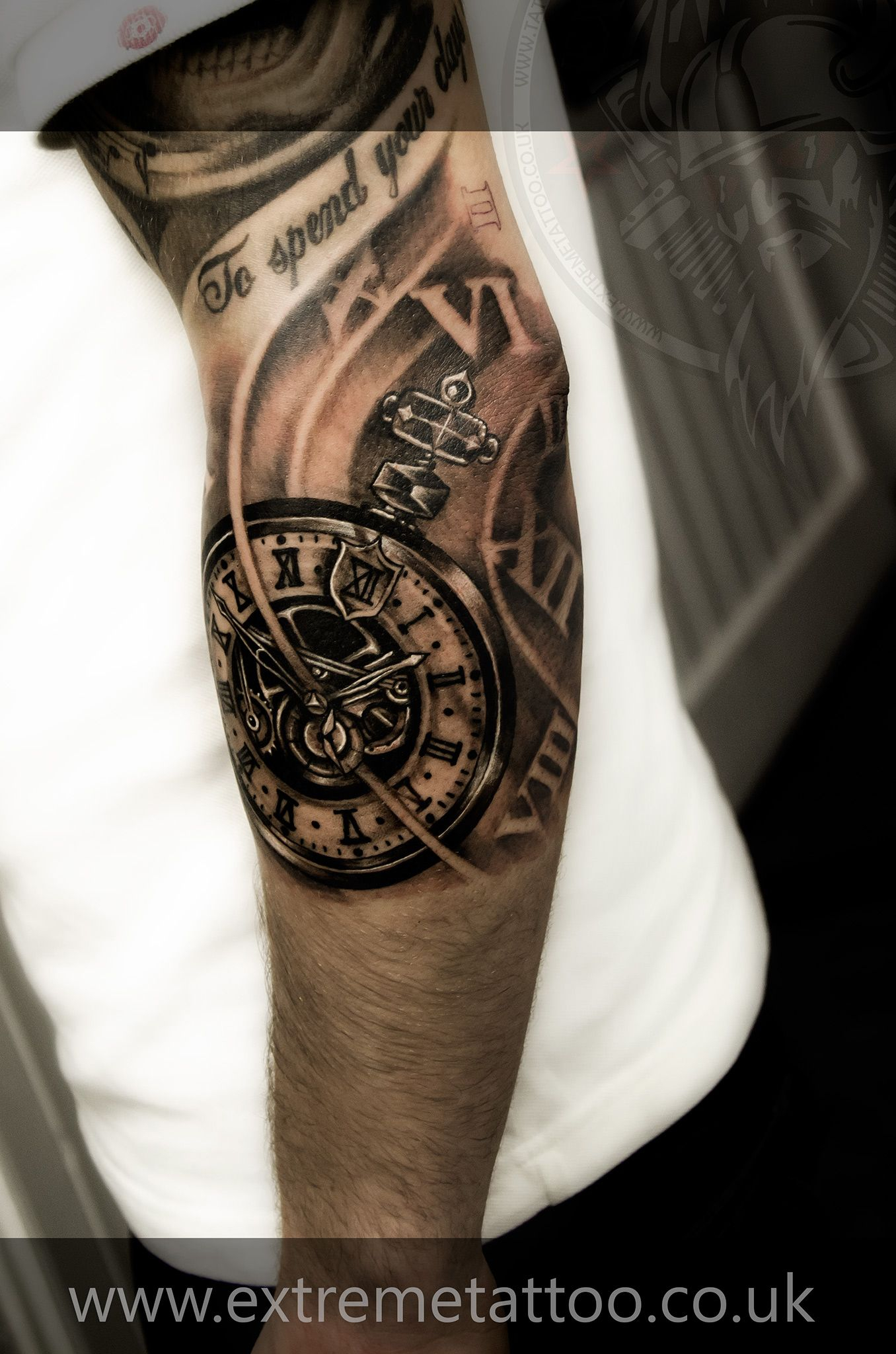 Pocket Watch Tattoo Sleeve Repinned Vom Gentlemanclub Viele Tolle throughout sizing 1356 X 2048