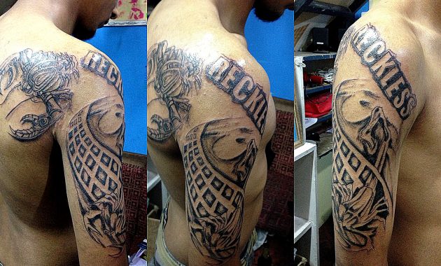 1. Scorpion Sleeve Tattoo Designs for Men - wide 3