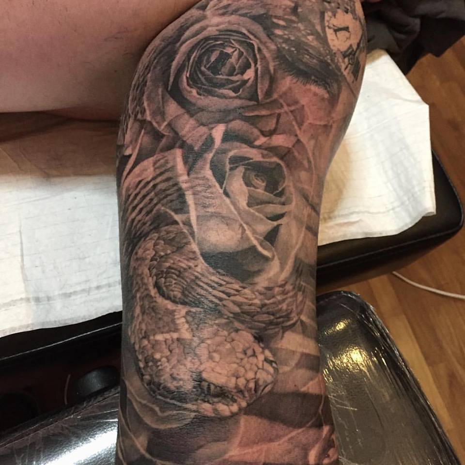Snake With Roses Tattoo Design For Half Sleeve within sizing 960 X 960