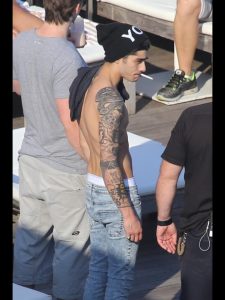 Zayn Malik Adds Mysterious New Freehand Tattoo To His Sleeve regarding measurements 768 X 1024