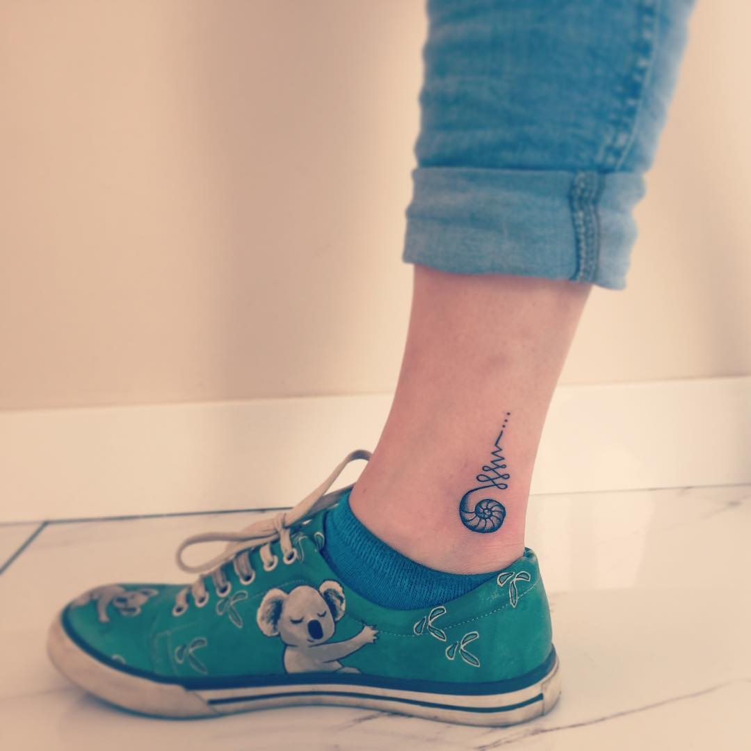 100 Cool Tattoo Designs For Your Ankles Tattoozza throughout proportions 1080 X 1080