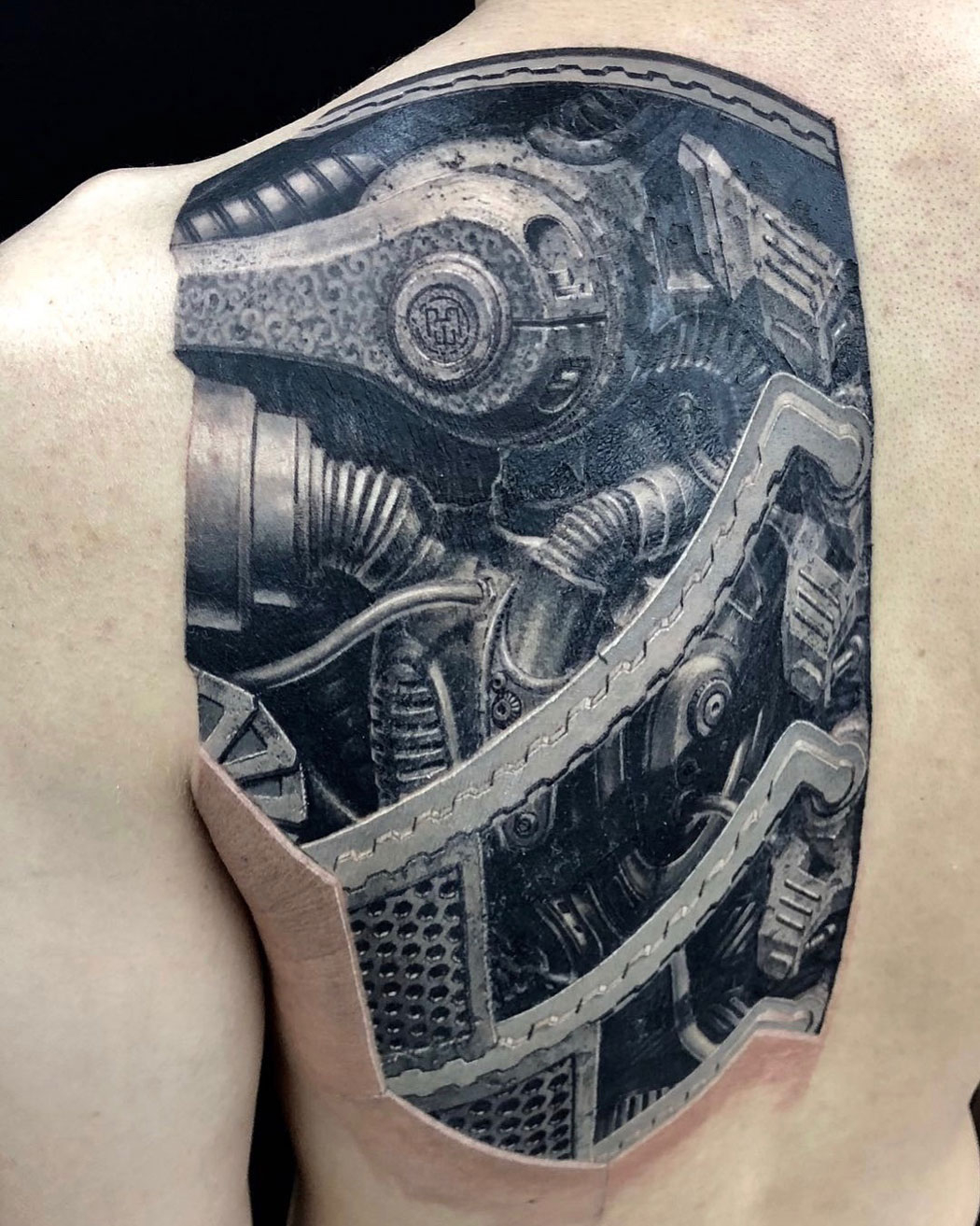 Biomechanical 3d Effect Back Piece Best Tattoo Design Ideas pertaining to dimensions 1050 X 1313