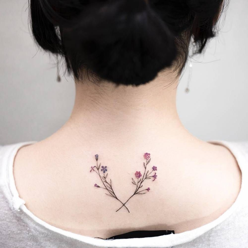 Flower Wreath Tattoo On The Upper Back Tattoo Little Tattoos for measurements 1000 X 1000
