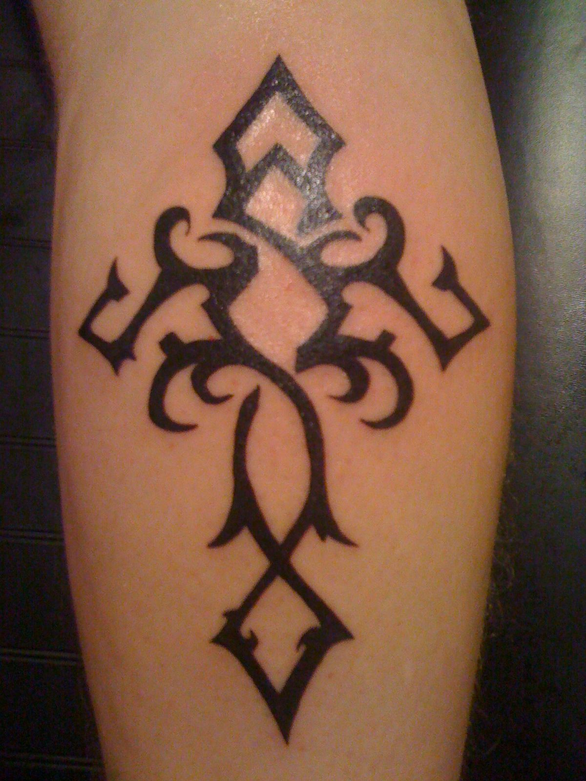 20 Cross Tattoos For Girls Design Ideas Tattoos Tribal Cross intended for proportions 1200 X 1600
