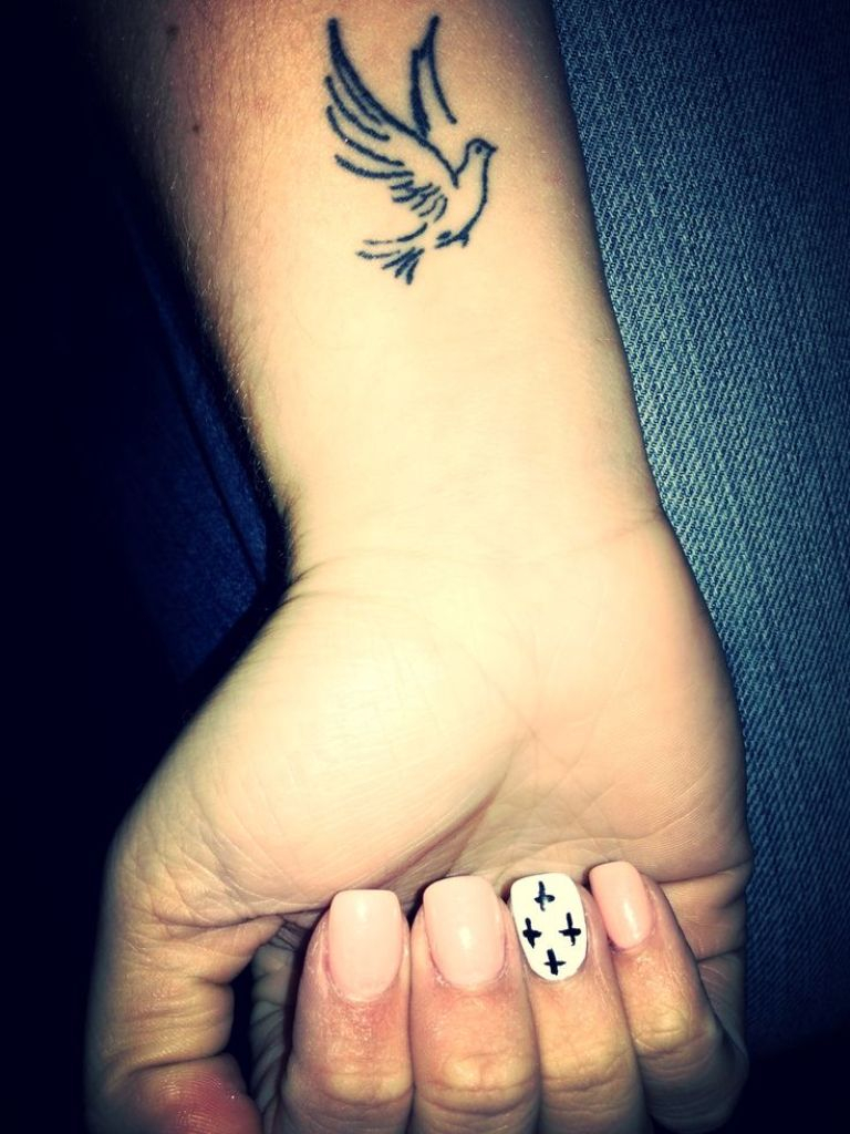 21 Fantastic Dove Tattoos On Wrist inside measurements 768 X 1024