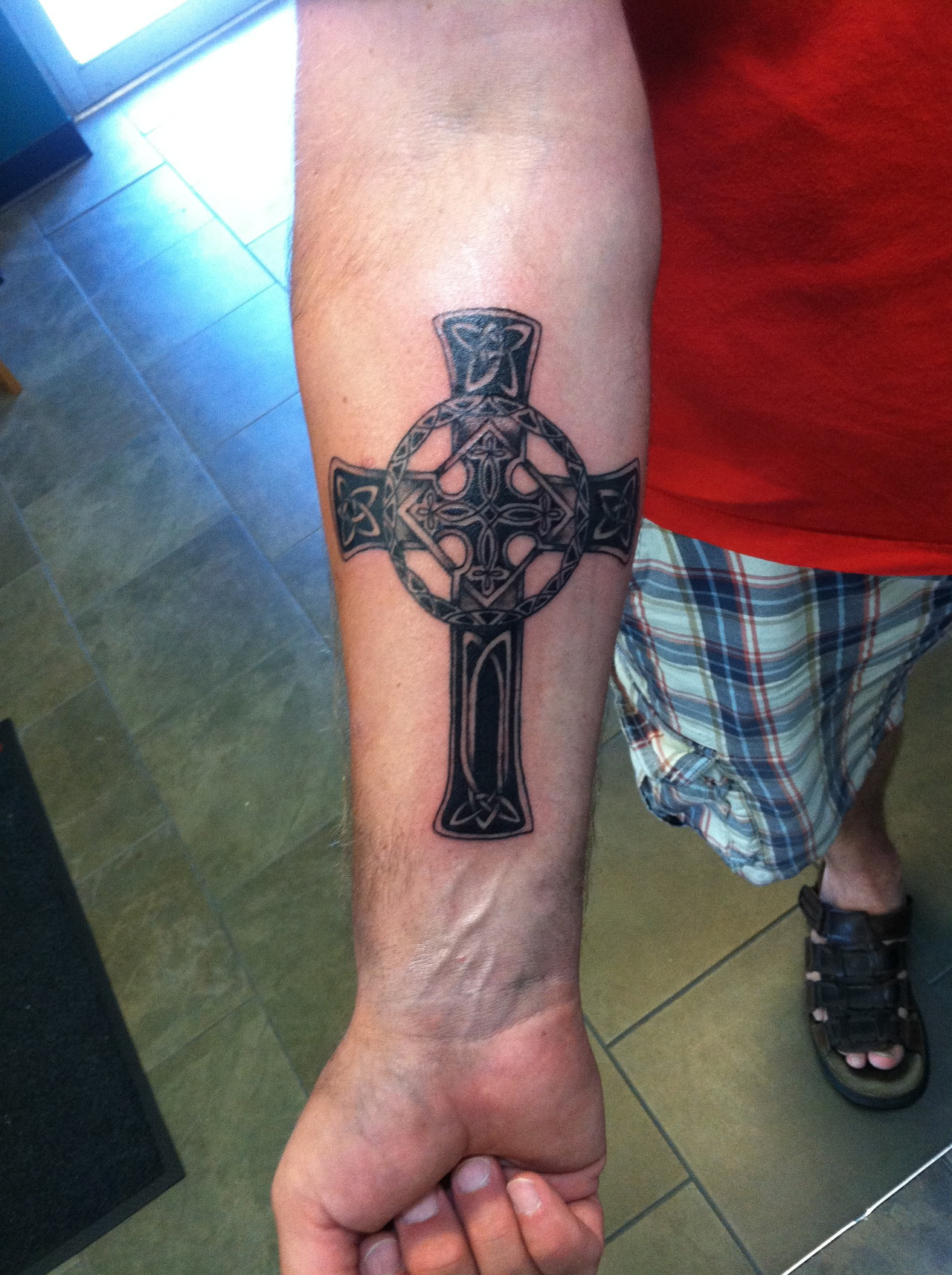 25 Amazing Cross Tattoos Tattoo Me Now regarding dimensions 1280 X 1715