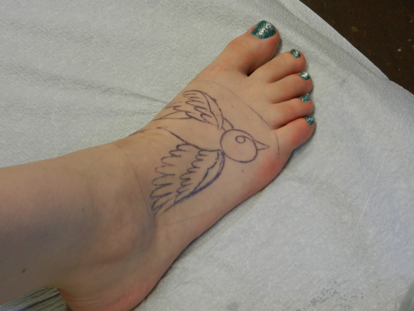 35 Bird Tattoos On Foot throughout dimensions 1600 X 1200