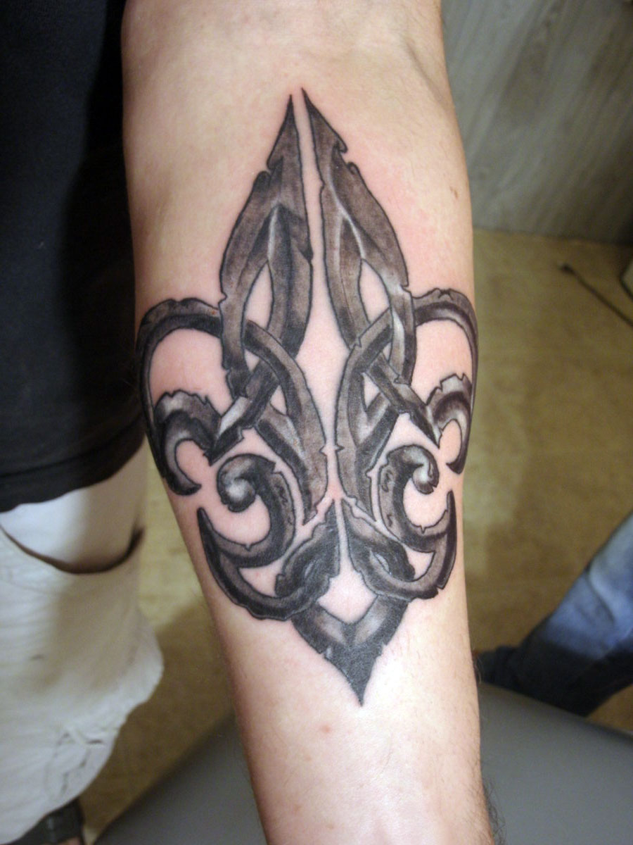 43 Fleur De Lis Tattoos With Symbolic Meanings And Representations in sizing 900 X 1200