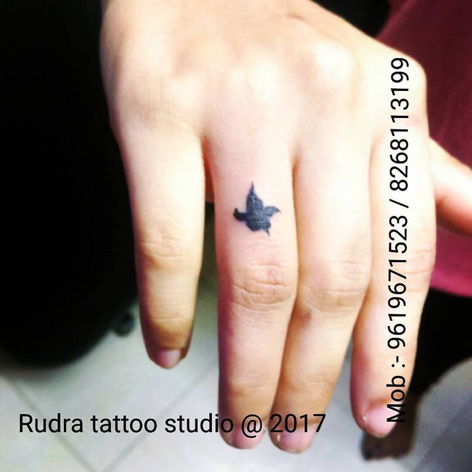 45 Show Stopping Small Bird Tattoos Passend Zu Ihrem Stil Tattoo Ideen throughout sizing 960 X 960