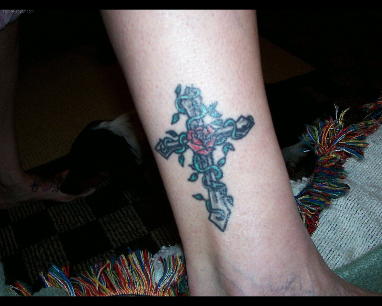 Beautiful Cross With A Rose In The Middle And Vines Wrapped Around throughout size 1280 X 1024