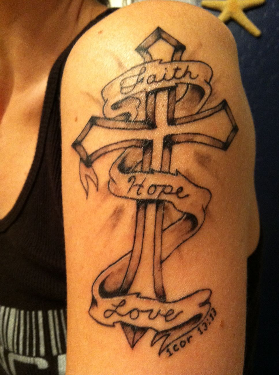 Cross Tattoos For Women 25 Incredible Hope Tattoos Slodive for size 967 X 1296