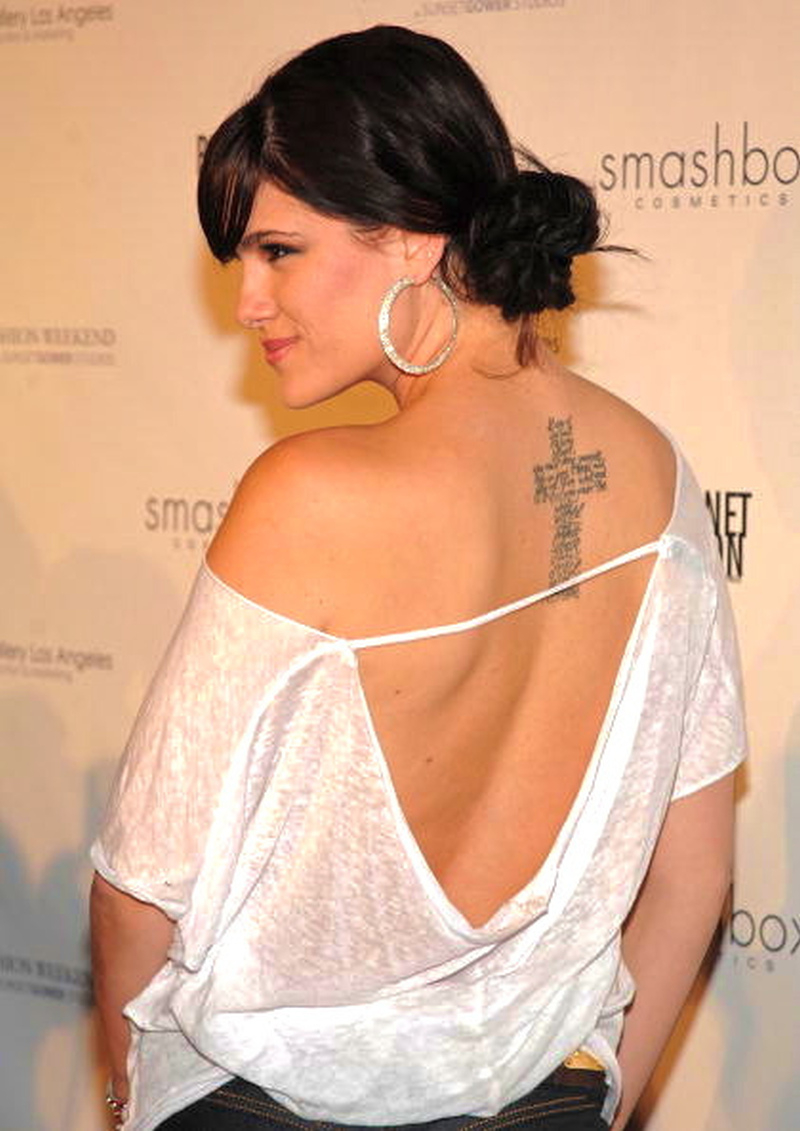 Feminine Cross Tattoo On Celebrity Back Tattoos Book 65000 with dimensions 800 X 1131