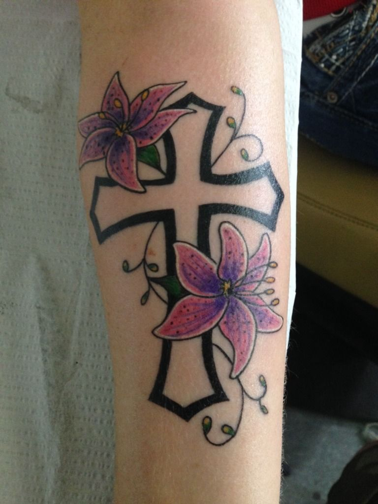 Klunkreligious Cross Cross With Flowers Cross Tattoo Flower with regard to proportions 768 X 1024