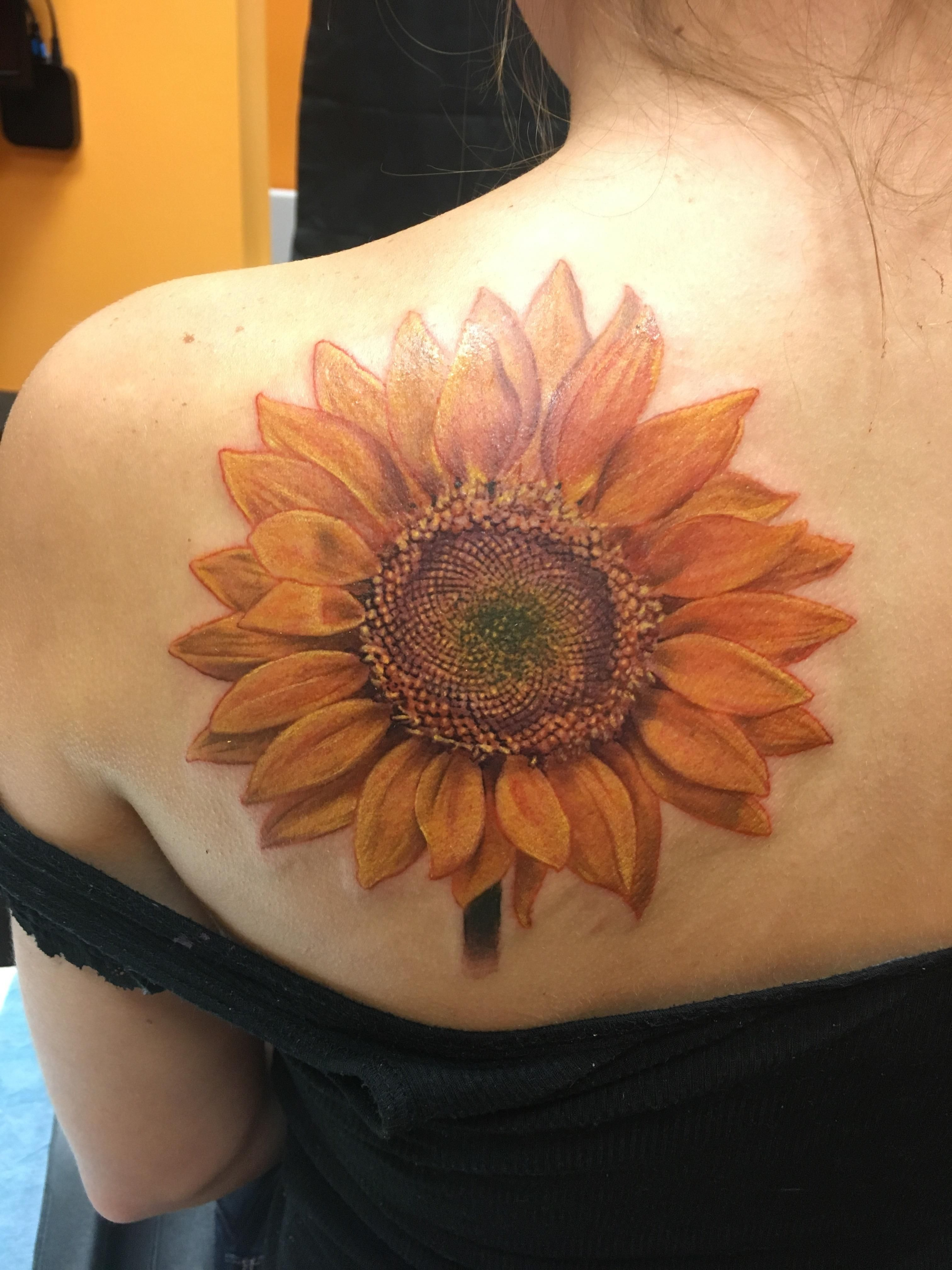 My Sunflower Tattoo Done Rodd Diaz From Lucky Bird Tattoo In with measurements 3024 X 4032