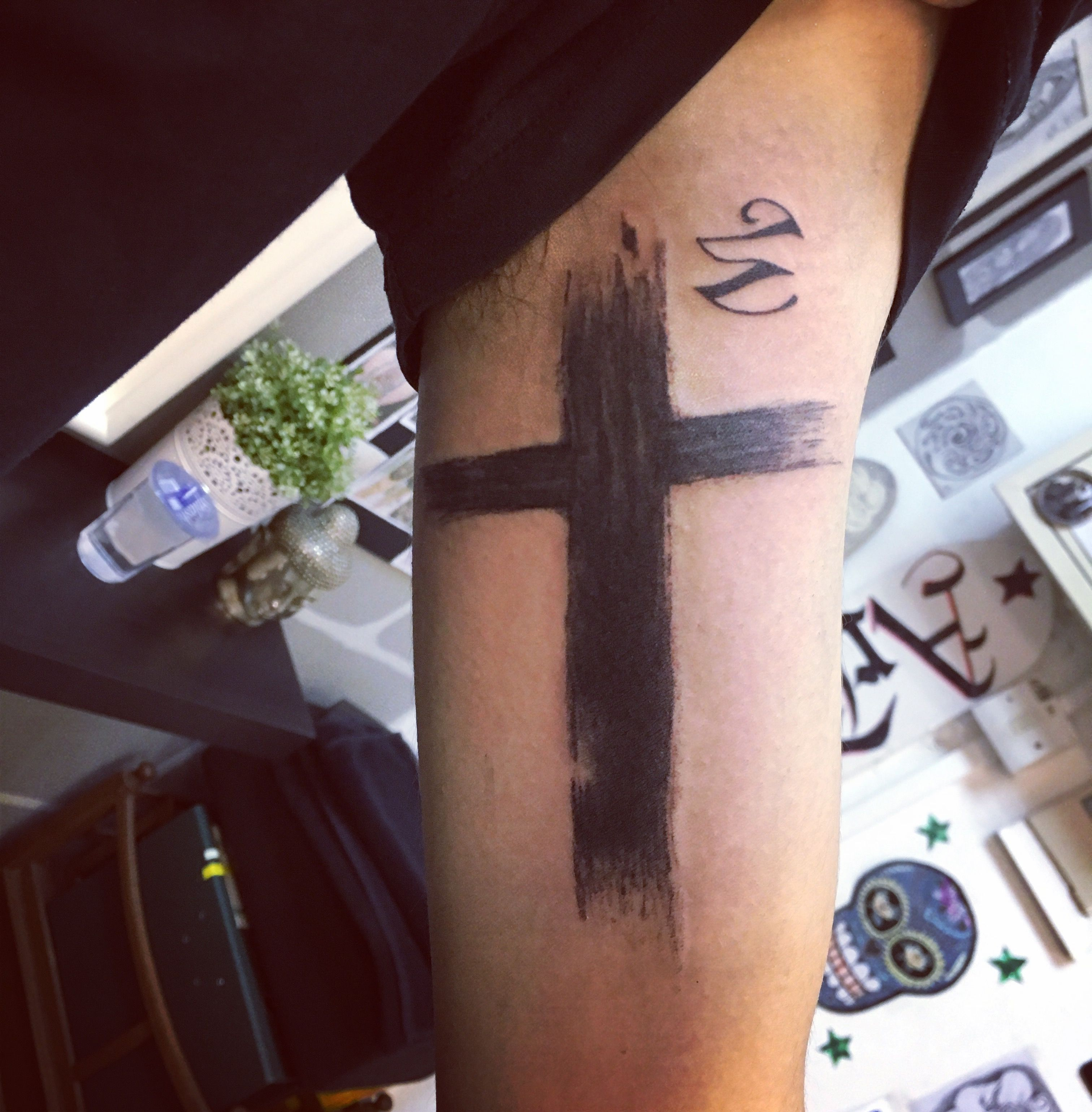Sketchy Cross For Cover Up Done At Artistic Studio Hair And Tattoo inside measurements 3024 X 3079