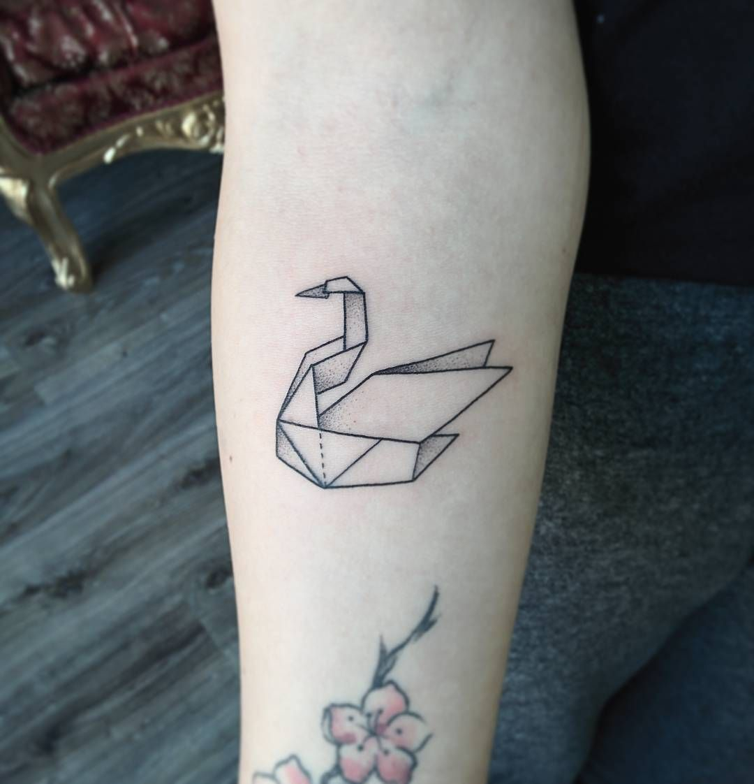 Swan Origami Art Tattoo Artoftattoo Tattooart Blackwork for dimensions 1080 X 1122