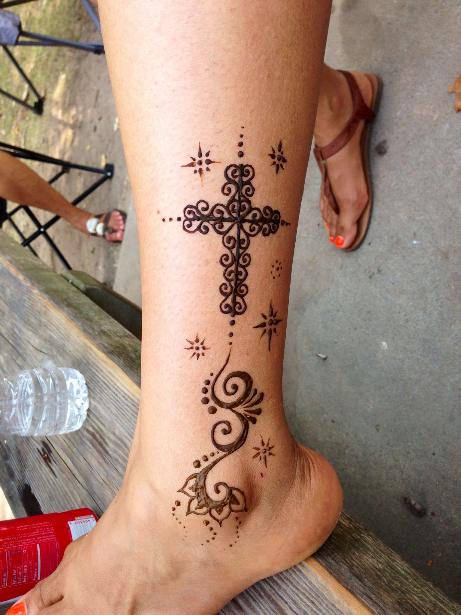 Swirl Henna Cross Henna Tattoos Henna Drawings Henna Henna Designs in dimensions 1536 X 2048