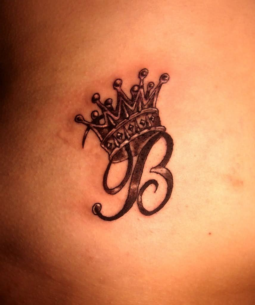 35 Amazing Queen Tattoos for sizing 856 X 1024