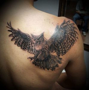 44 Alluring Shoulder Blade Tattoos To Flaunt With Off Shoulder with size 955 X 960