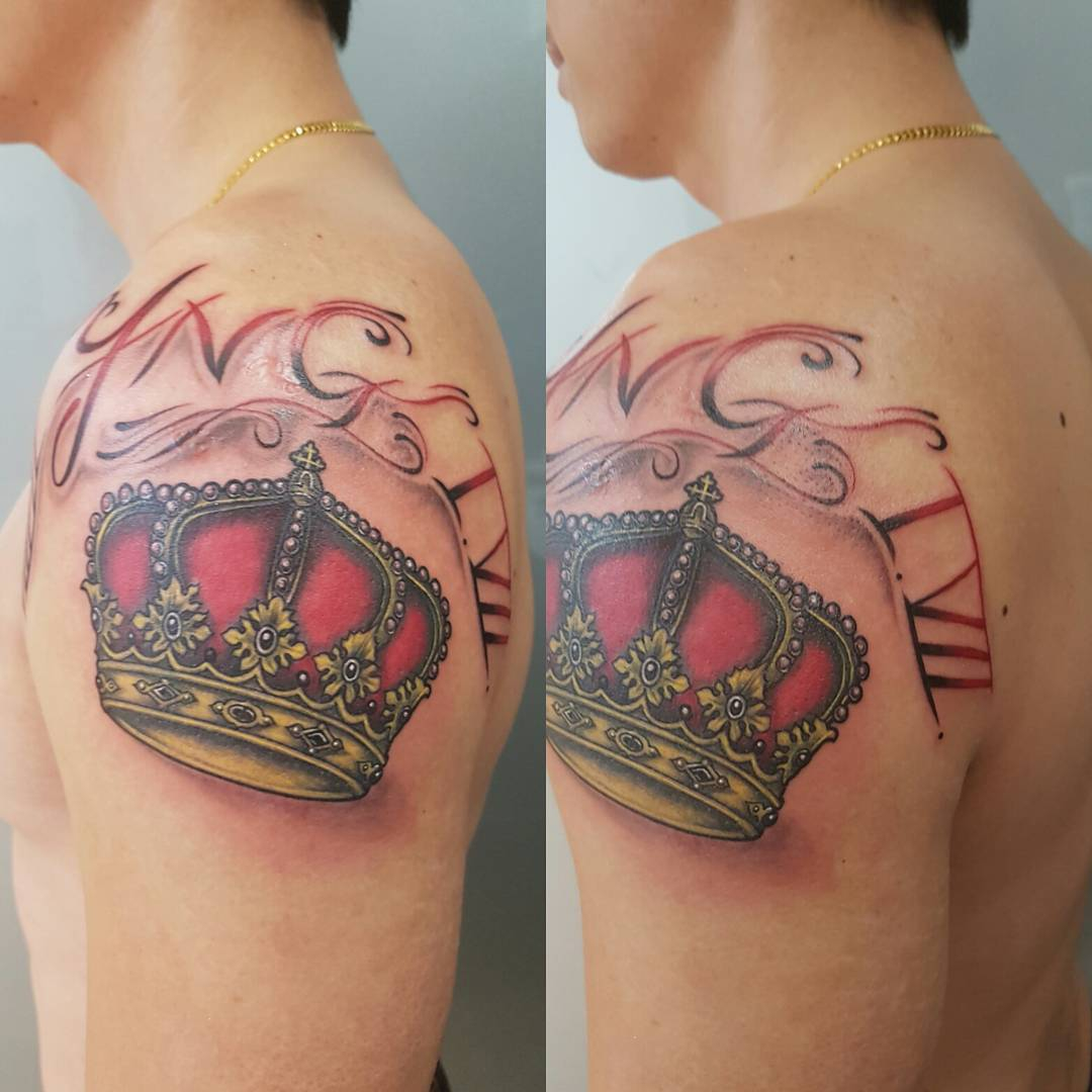 55 Best King And Queen Crown Tattoo Designs Meanings 2019 in measurements 1080 X 1080