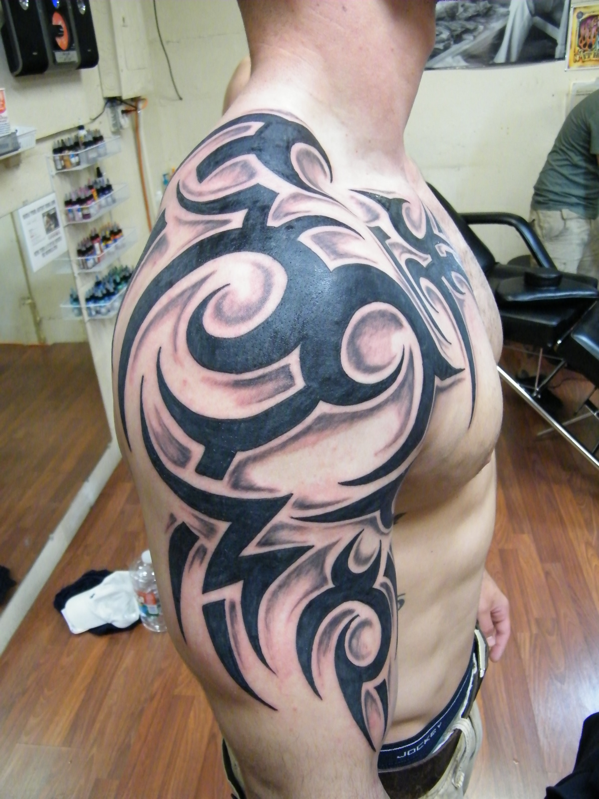 61 Tribal Shoulder Tattoos Best Tattoo throughout measurements 1200 X 1600