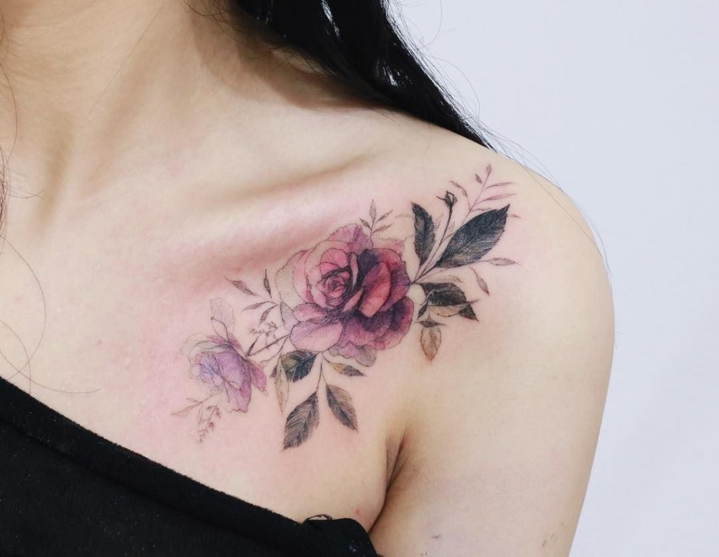 Alluring Front Of Shoulder Tattoos Flower Tattoos On Front Shoulder intended for measurements 1026 X 795