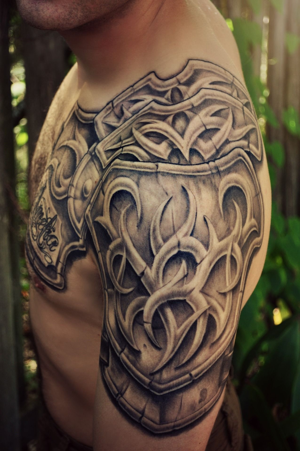 Amazing Shoulder Tattoo Amazingtattoo Shouldertattoo inside dimensions 1275 X 1920