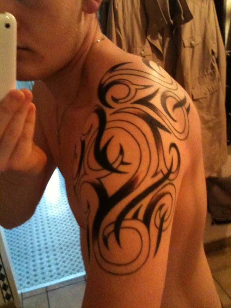Awesome Tribal Shoulder Tattoos For Men Stylendesigns in proportions 774 X 1032