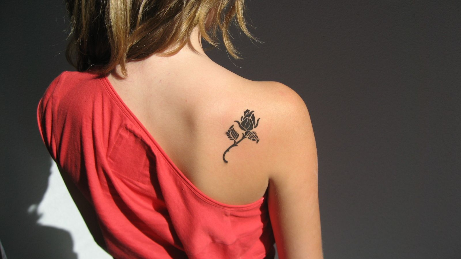 Back Shoulder Black Small Flower Tattoos Designs Tattoos Black pertaining to proportions 1600 X 900