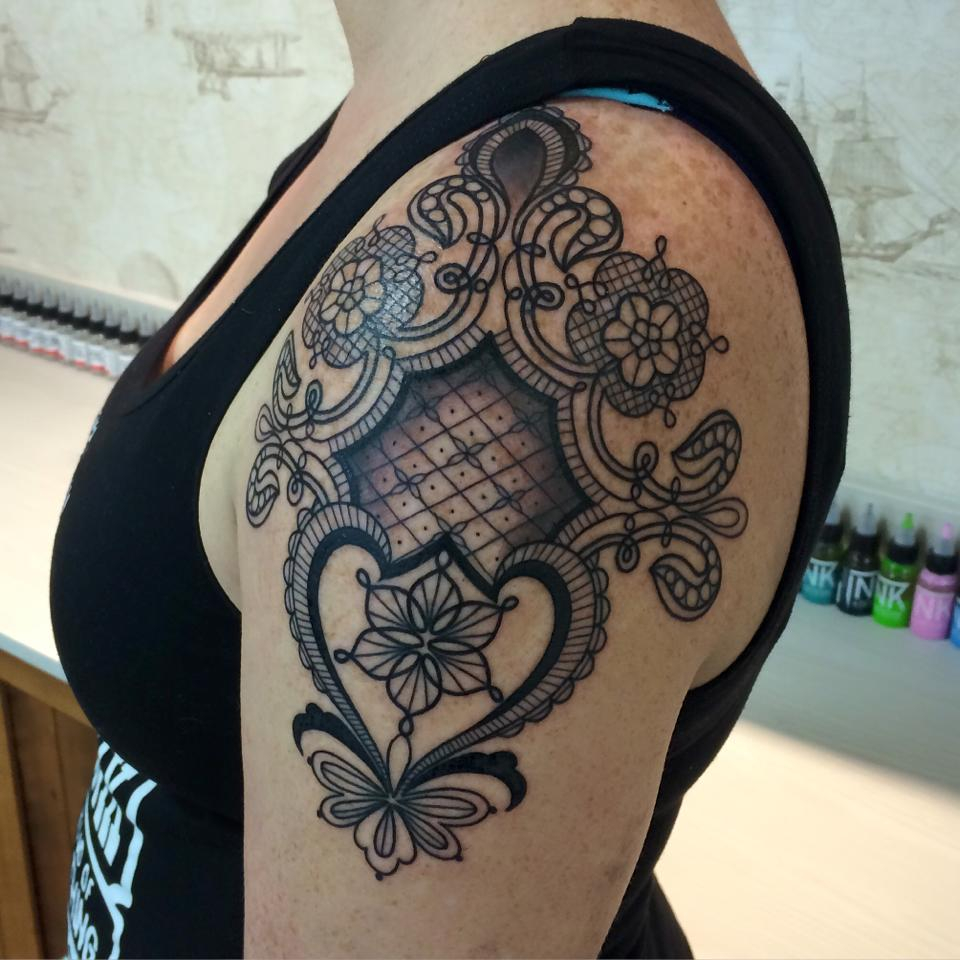 Beautiful Lace Design Tattoo On Shoulder Emma Kerr inside measurements 960 X 960