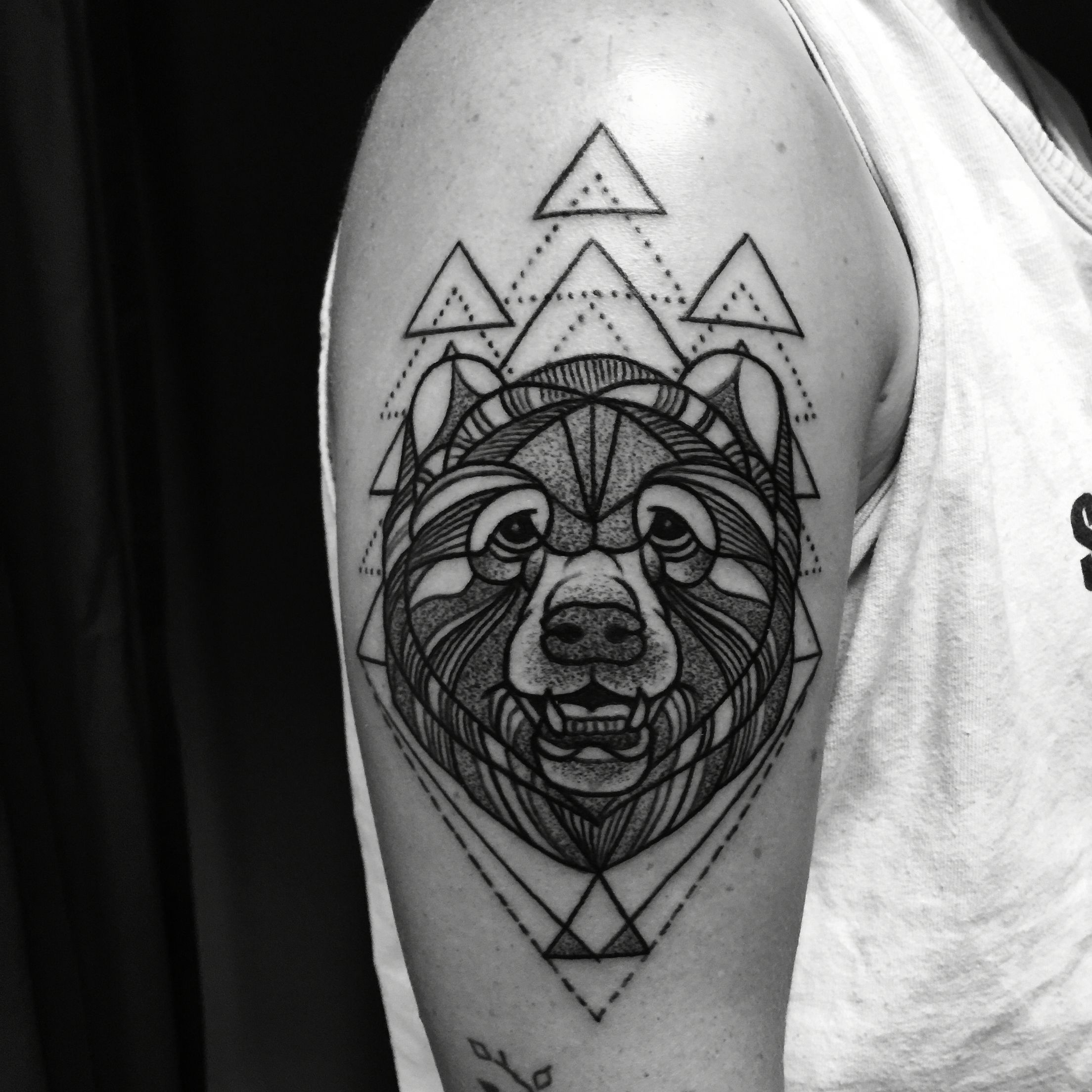 Blackwork Grizzly Bear Tattooed Noelle Lamonica Divine Machine inside proportions 2208 X 2208