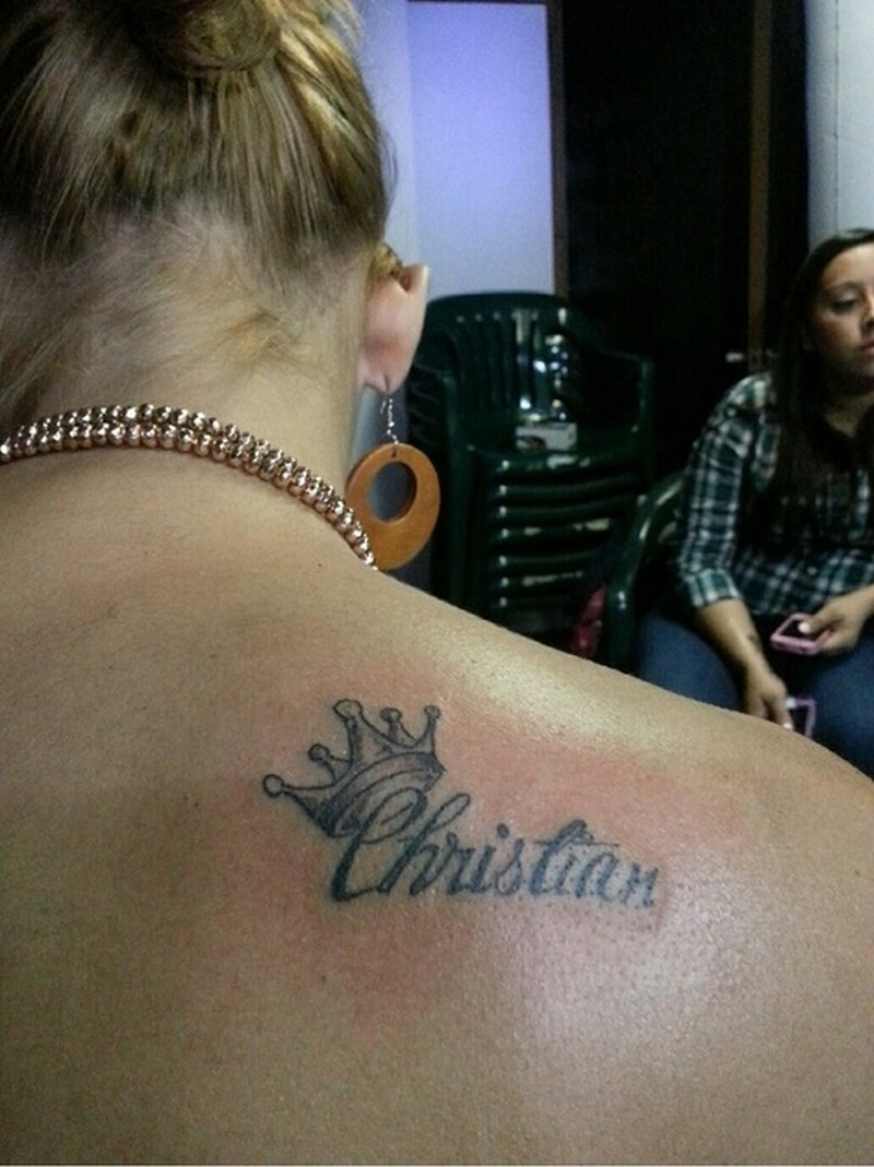 Christian Crown Tattoo On Shoulder Back Tattoos Book 65000 regarding size 800 X 1069