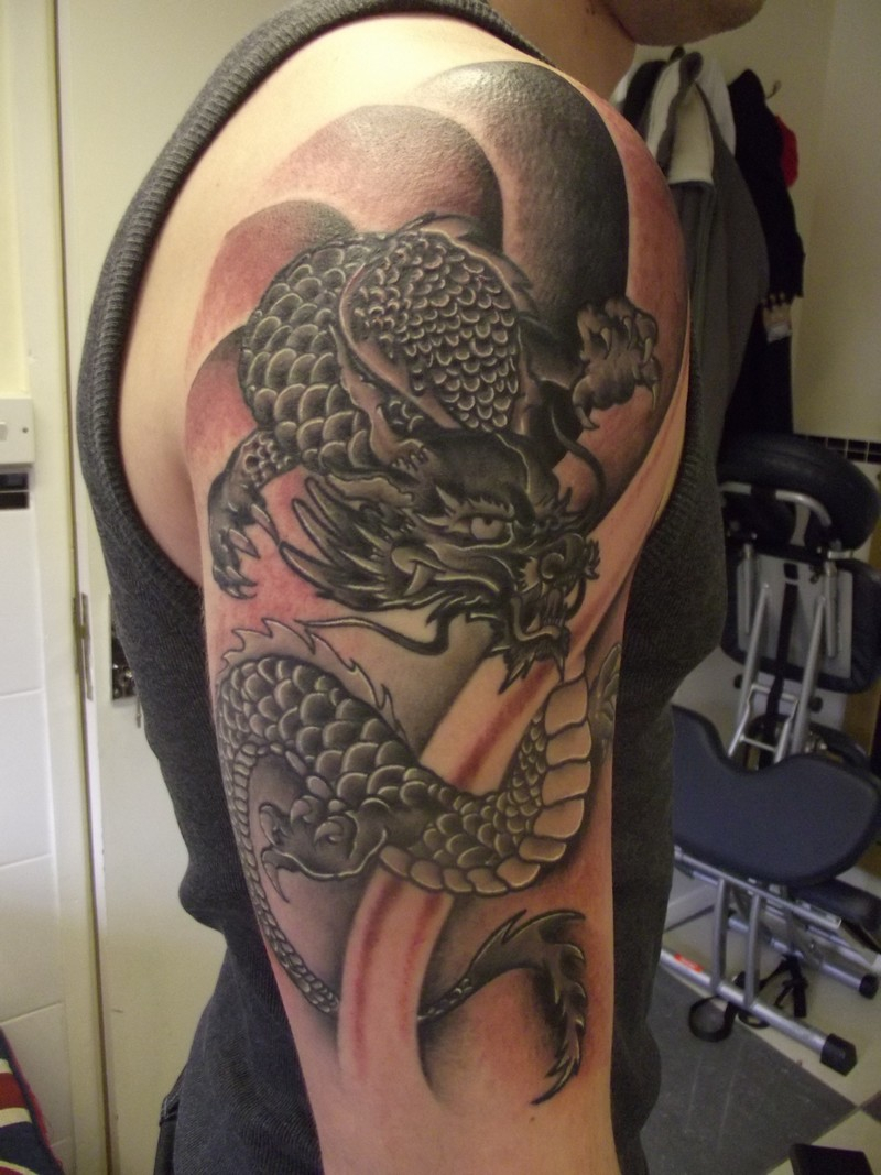 Dragon Tattoo Designs Shoulder for measurements 800 X 1067