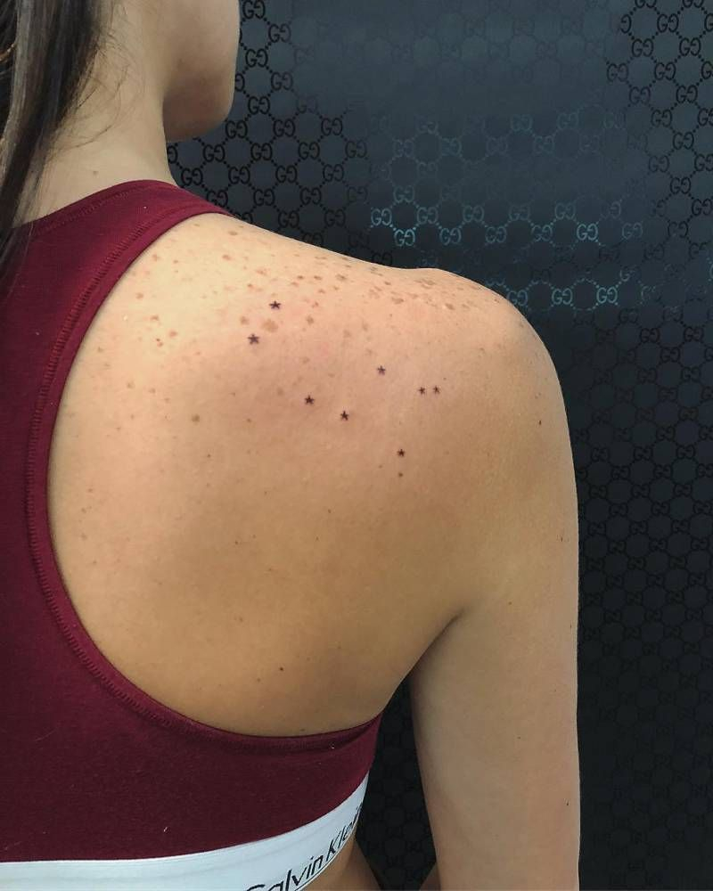 Gemini Constellation Tattoo On The Right Shoulder Blade Tattoos intended for proportions 800 X 1000