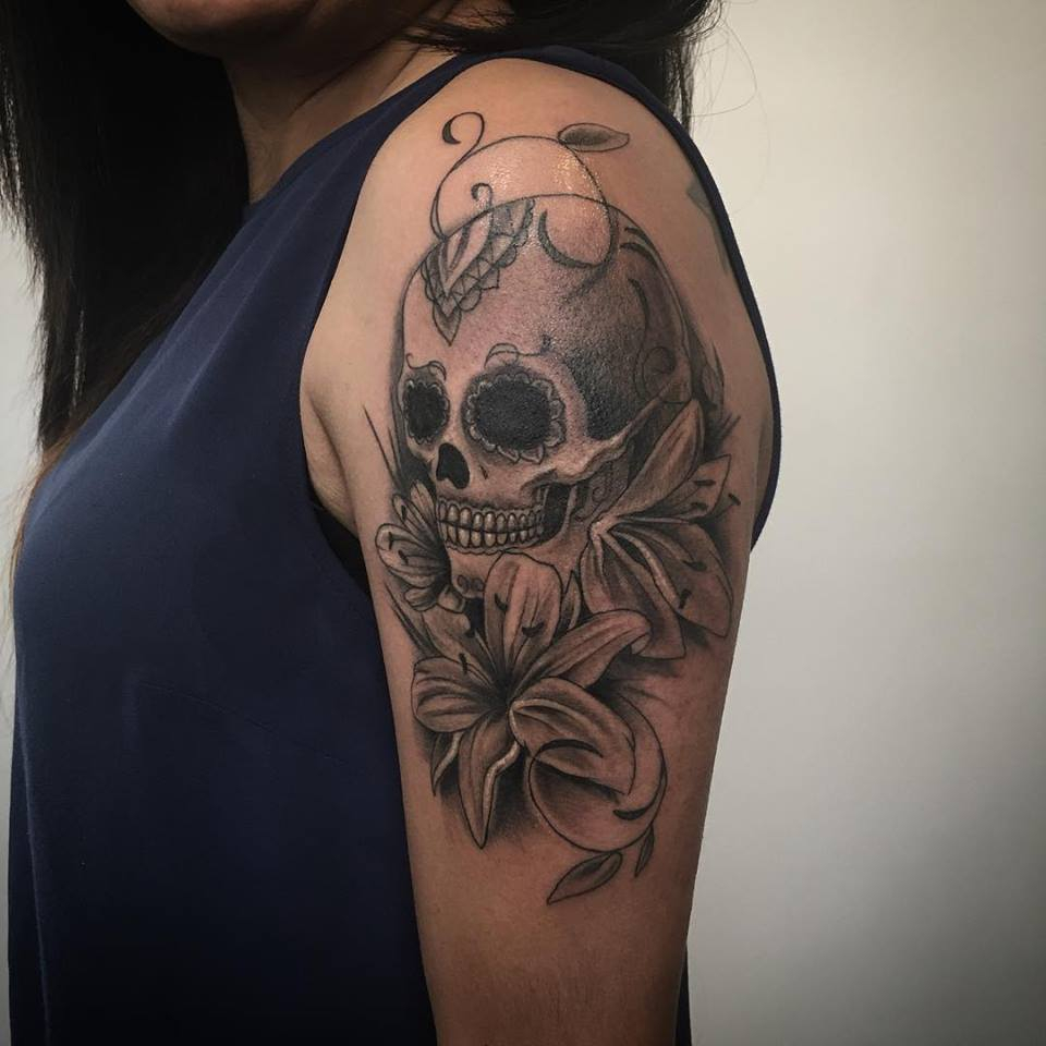 Grey Flowers And Skull Tattoo On Left Shoulder throughout proportions 960 X 960