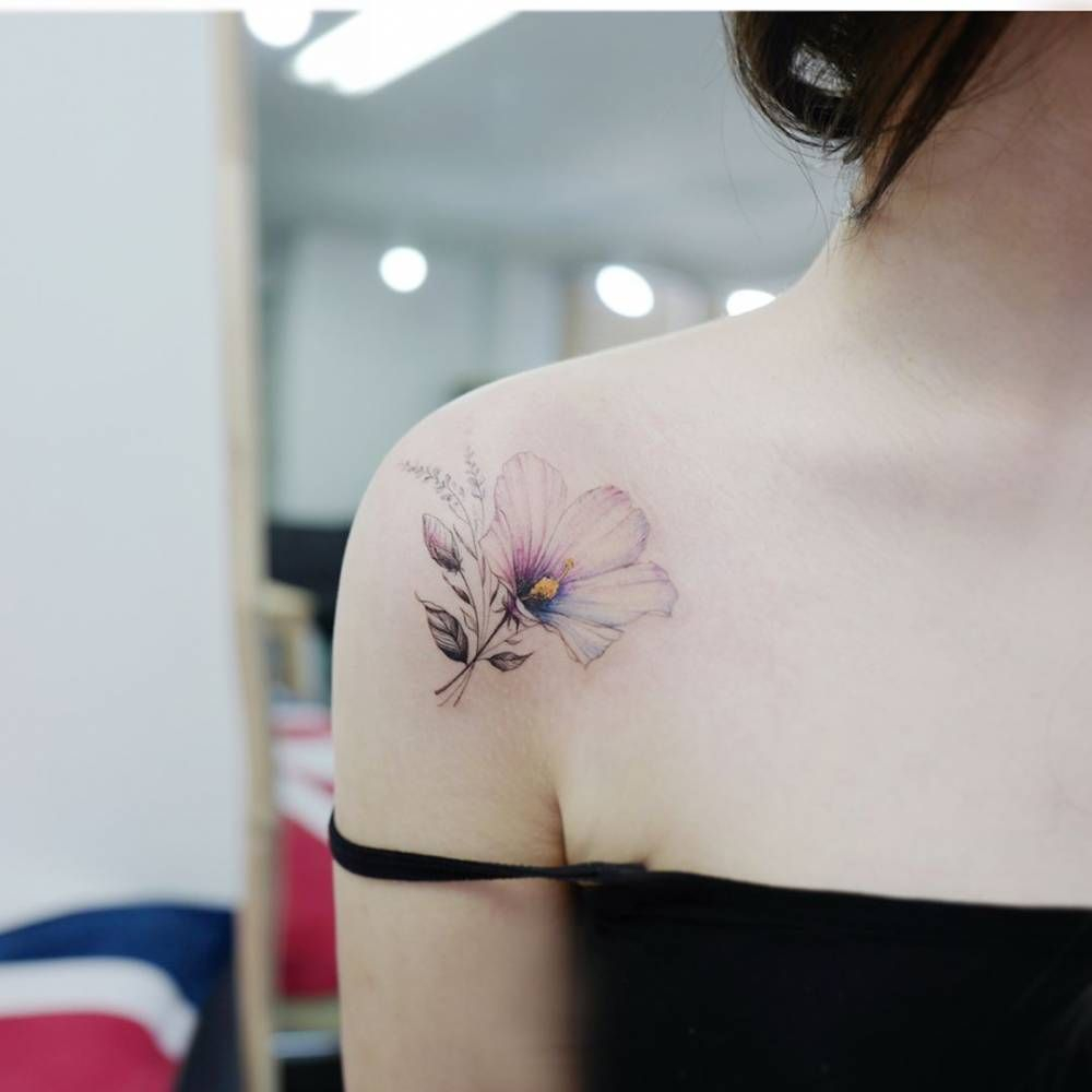 Hibiscus Flower Tattoo On The Right Shoulder Tattoos Hibiscus in dimensions 1000 X 1000