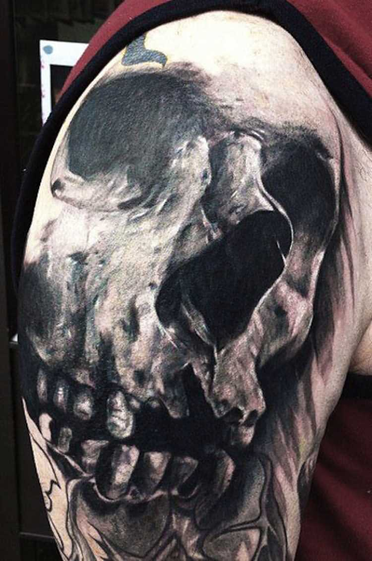 Horror Tattoo Amazing Chain And Skull On Shoulder for proportions 750 X 1132