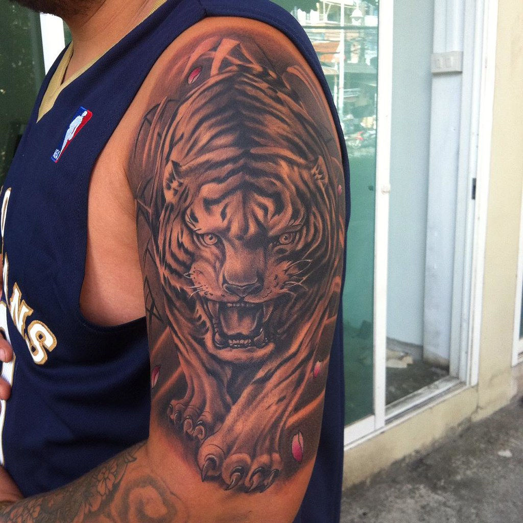 Japanese Tiger Tattoo On The Shoulder Amazing Tiger Tattoo Flickr within sizing 1024 X 1024