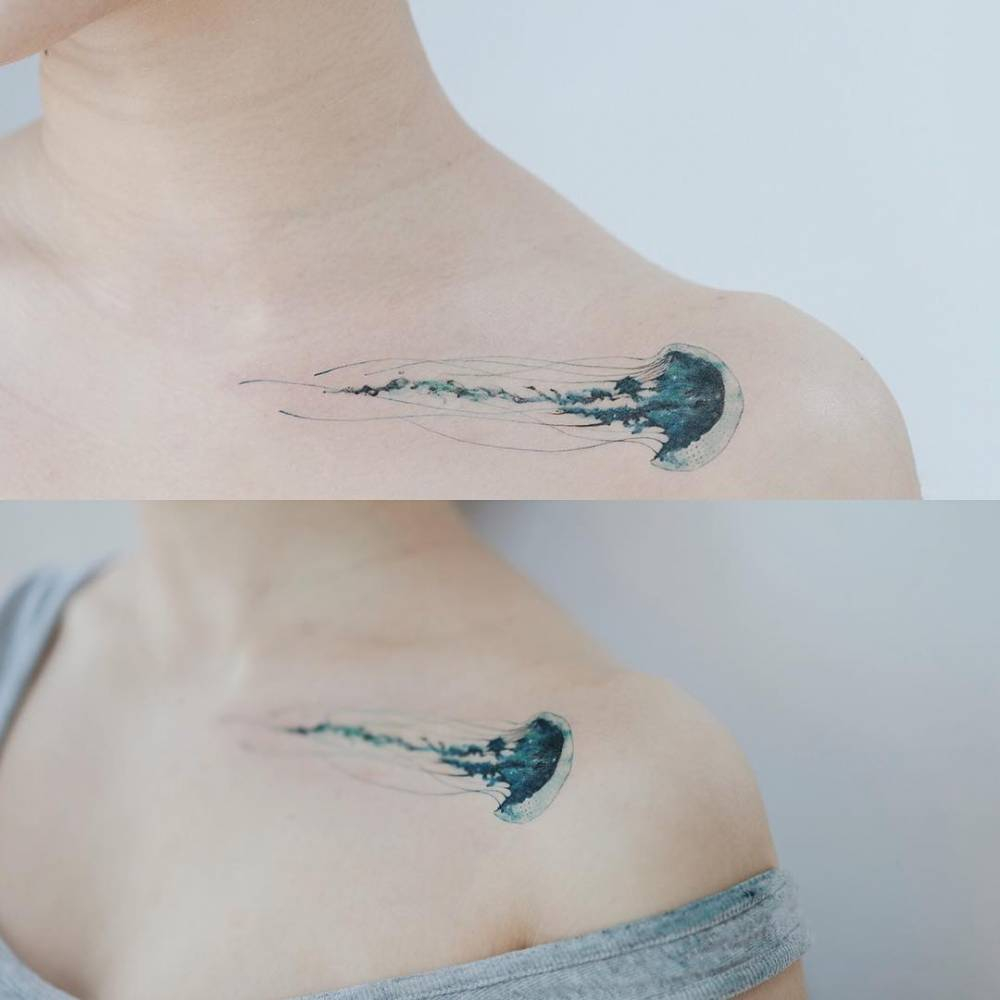 Jellyfish Tattoo On The Left Collarboneshoulder for dimensions 1000 X 1000