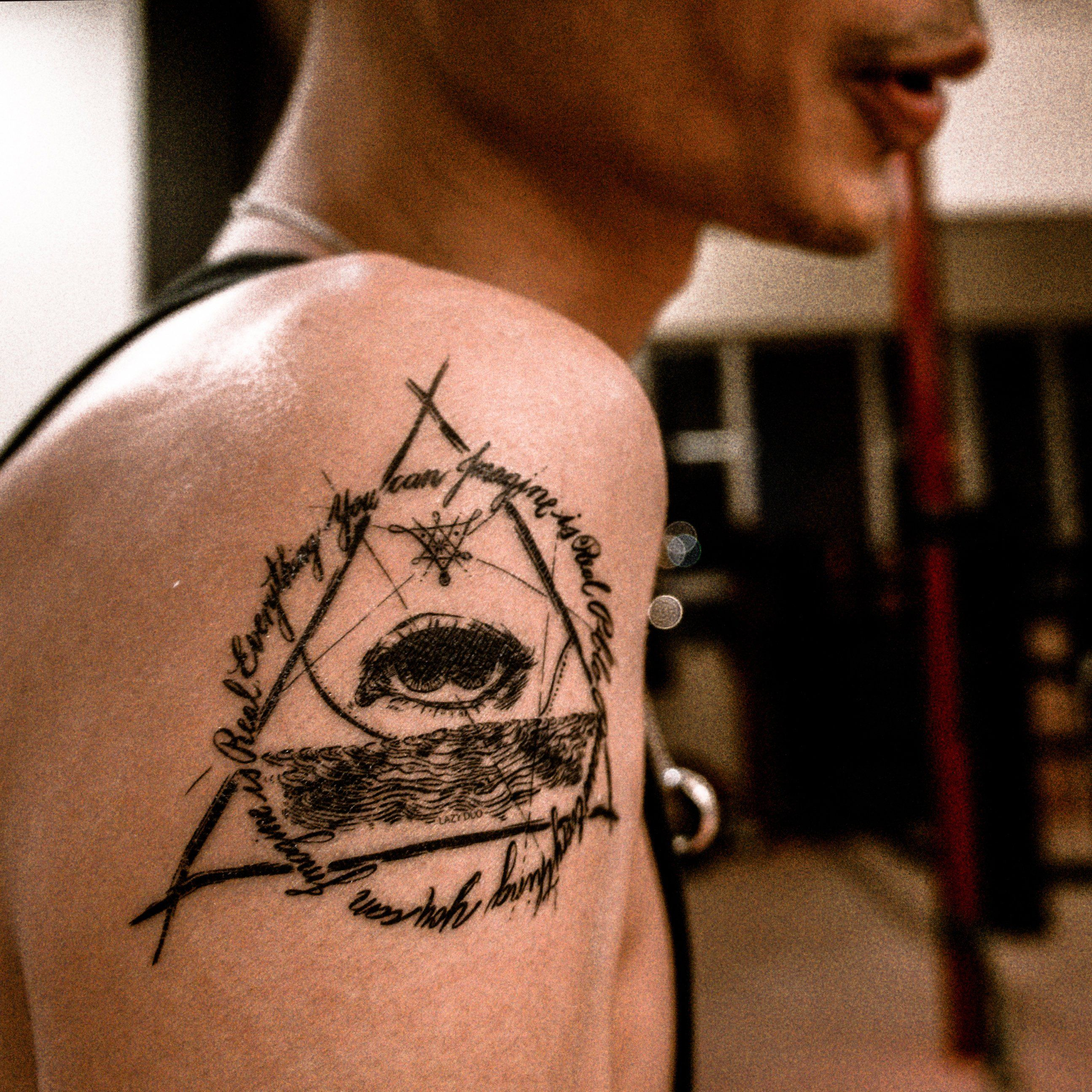Large Men Tattoos Triangle Tattoos Long Lasting Temporary Tattoos intended for measurements 2590 X 2590