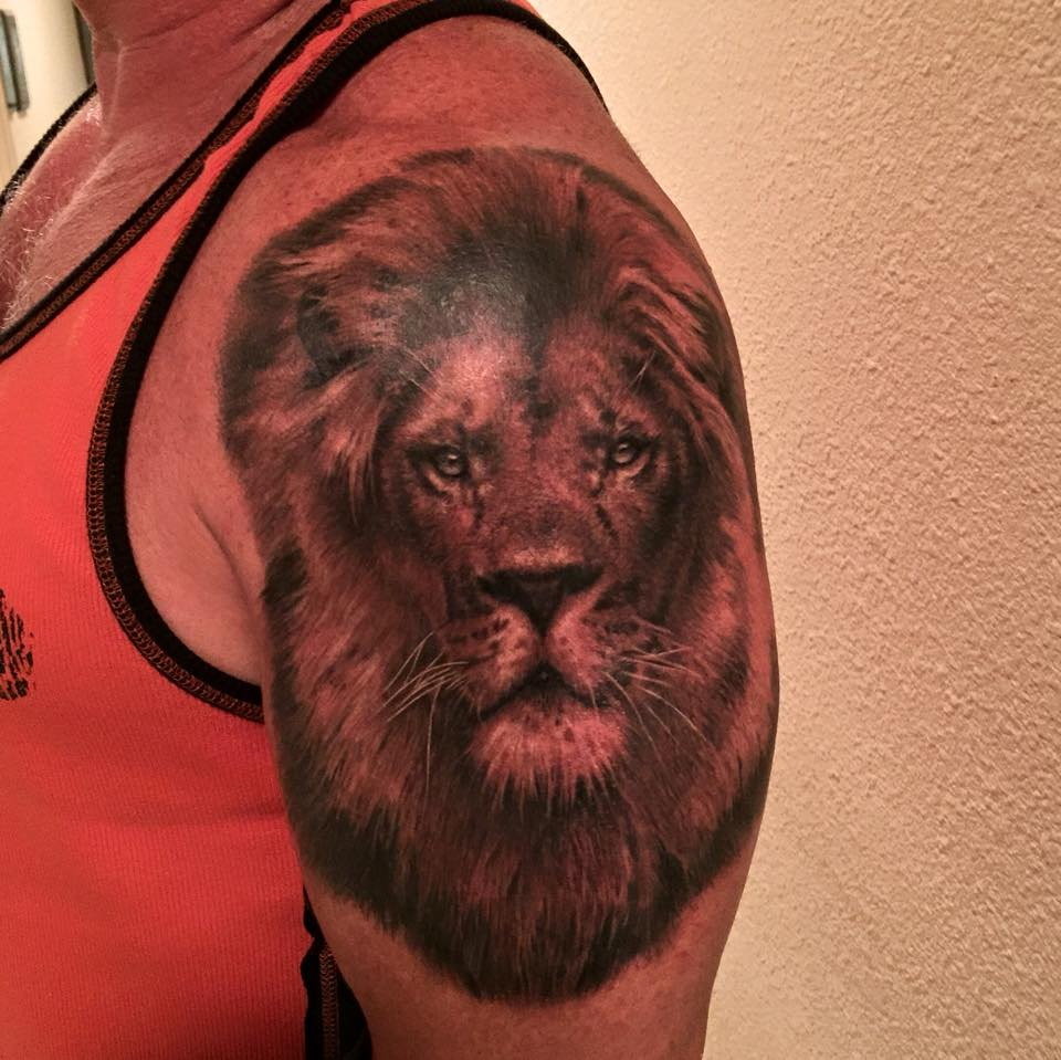 Lion Head Tattoo On Left Shoulder Francisco Sanchez regarding dimensions 960 X 959
