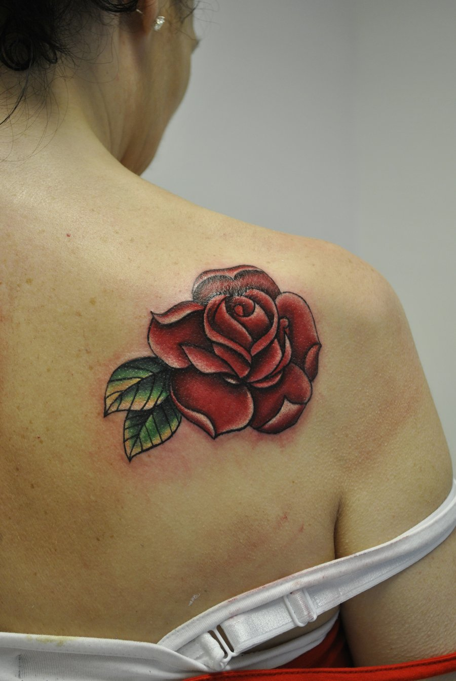 Red Rose Tattoo On Girl Right Back Shoulder regarding proportions 900 X 1344