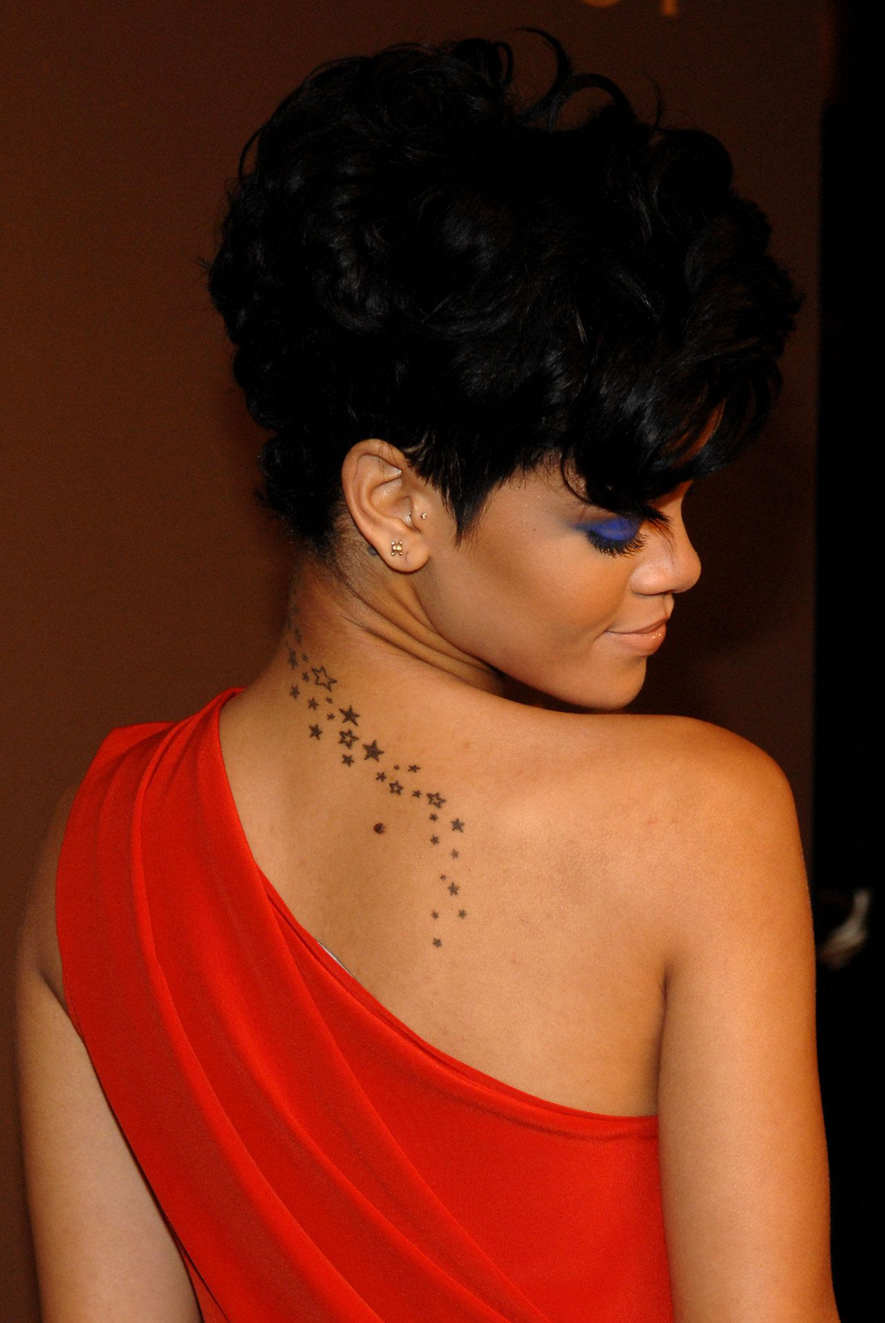 Rihanna Tattoo I Wanted Tattoos Star Tattoo Designs within size 1280 X 1914