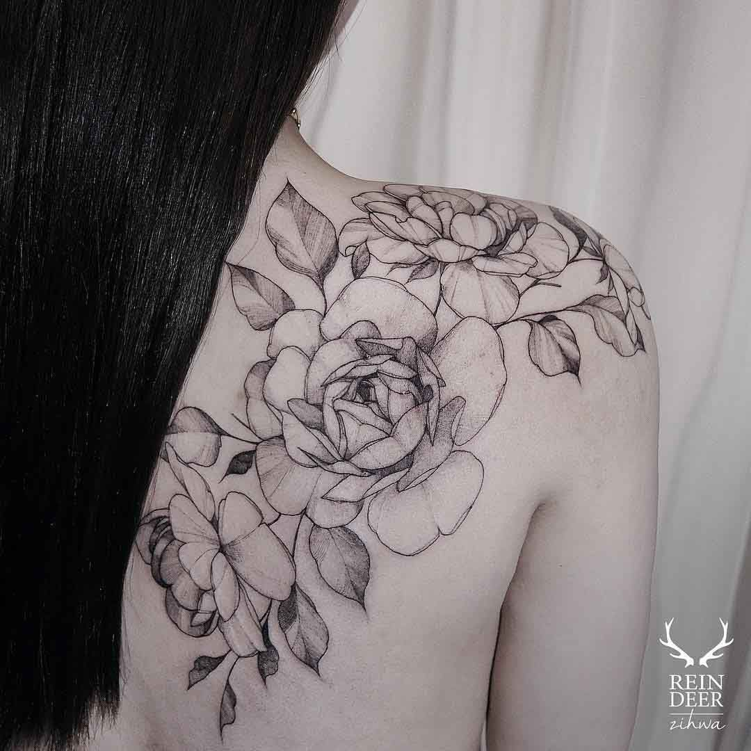 Shoulder Blade Flowers Tattoo Flowershouldertattoos Tatted pertaining to proportions 1080 X 1080