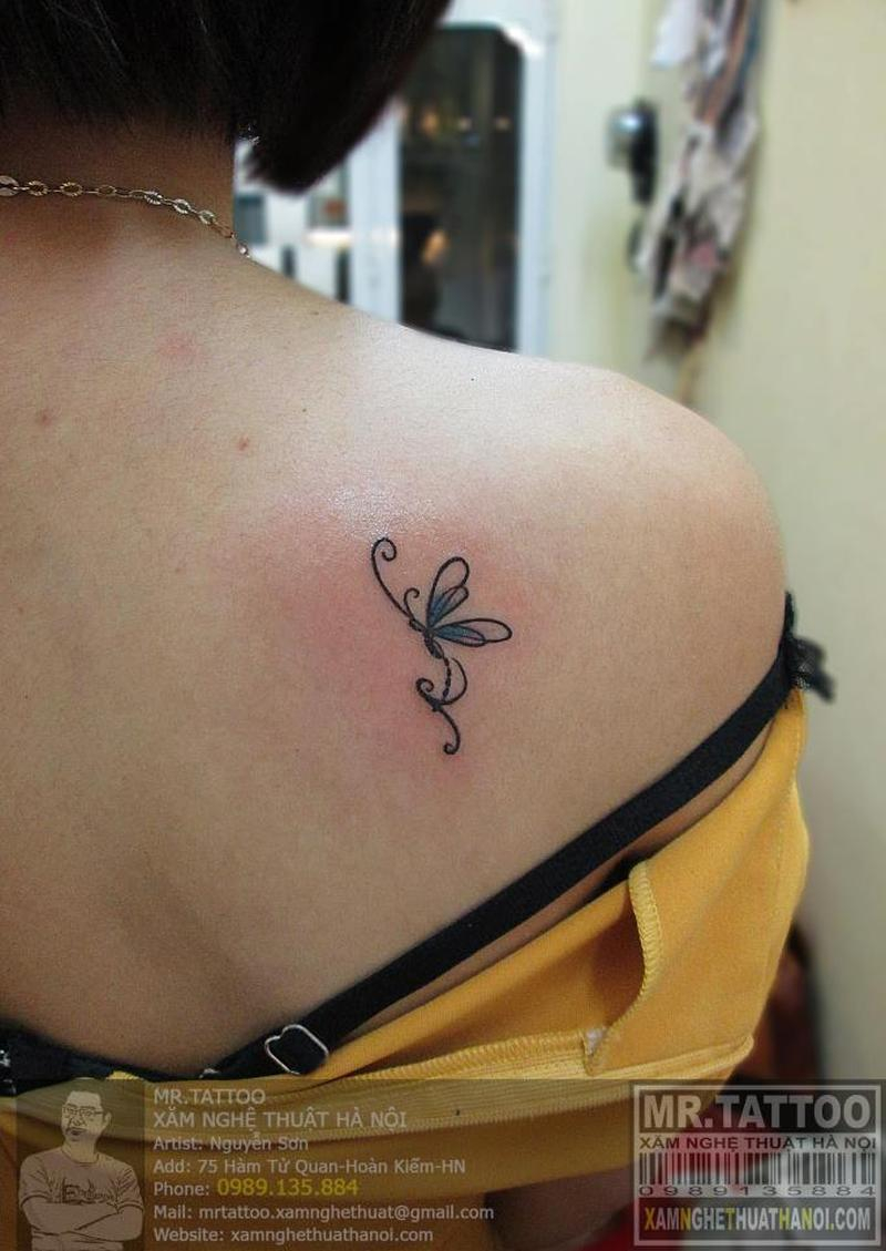 Small Size Dragonfly Tattoo On Back Shoulder Tattoos Book 65000 for measurements 800 X 1129