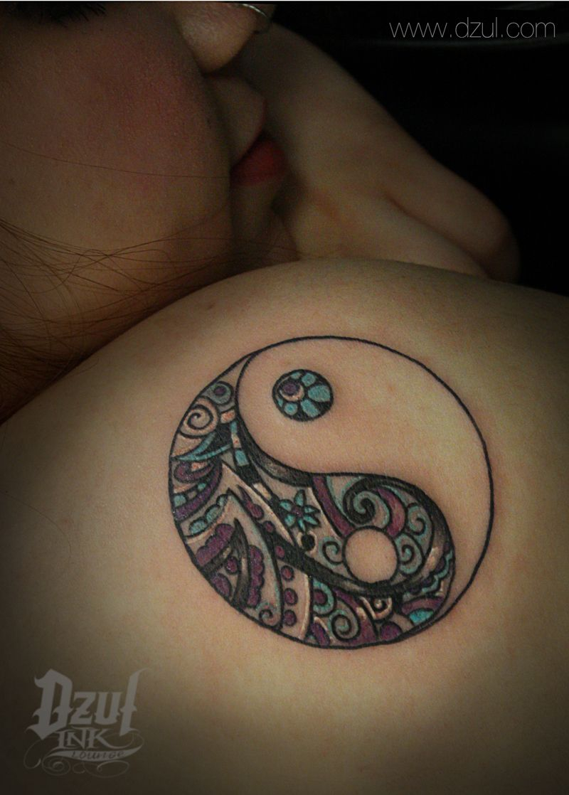 Super Small Custom Yin Yang Color Tattoo Shoulder Yin Yang Tattoo throughout measurements 800 X 1118